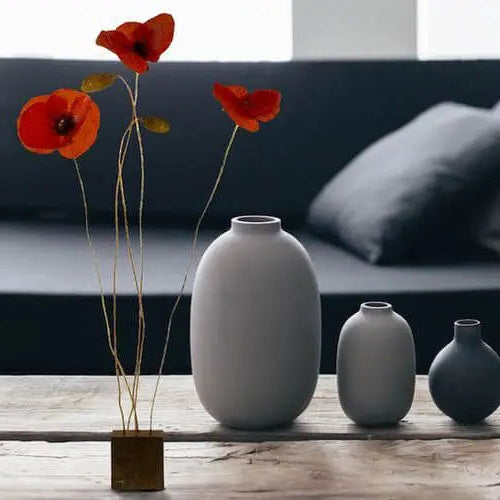 Coquelicots en situation sur table dans salon
Création Verpal